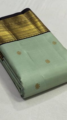 Latest Kanchi Pattu Sarees Wedding, Pattu Sarees Latest Collection, Pattu Sarees Wedding, Chiffon Blouses Designs, Kanchi Pattu Sarees, South Indian Blouse Designs, Silk Saree Blouse Designs Patterns, Latest Silk Sarees, Saree Tassels Designs