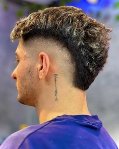 Bust Fade Haircut, Brust Fade Haircut, Burst Mullet, Burst Fade Taper, Fade Mullet Haircut, Mullet Man, Men Short Hair Fade, Mullet Short, Mullet Long