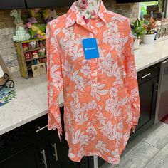 Columbia Women's Medium Camp Henry Ii Tunic Coral Reef Popover Blouse Button New With Tags No Flaws Ours Is A Smoke Free Home 184 *See Photos For Approximate Measurements And Fabric Content Introducing The Columbia Women's Medium Camp Henry Ii Tunic Blouse In Coral Reef, Perfect For Your Summer And Spring Beach Adventures. This Lightweight And Easy-Care Blouse Is Made Of 100% Cotton Woven Fabric, Featuring A Collared Neckline, Button Closure, And Casual Sleeves. The Coral Reef Floral Pattern Add Summer Long Sleeve Blouse With Buttons, Spring Beach Top With Placket, Columbia Shirt, Levi Jeans 501, Tunic Blouse, Plaid Tops, Distressed Black Jeans, Coral Reef, Womens Tunics