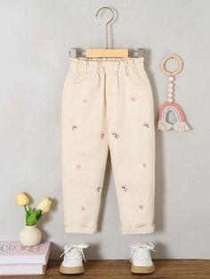 Young Girl Lovely And Sweet Rainbow Heart Printed Vacation Countryside Jeans Apricot    Denim Cartoon,Floral,Plants Tapered/Carrot Non-Stretch  Young Girls Clothing, size features are:Bust: ,Length: ,Sleeve Length: Spring Heart Print Cotton Jeans, Cute Cotton Jeans With Pockets, Casual Cotton Jeans With Heart Print, White Cotton Bottoms With Heart Print, Girls Denim, Rainbow Heart, Girls Jeans, Heart Print, Girls Clothing