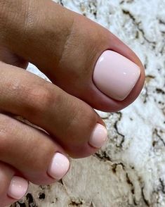 See the hottest colors to wear this spring and throughout the year! . . Summer nail ideas, summer nail colors, summer nails inspiration, summer nails 2024, summer nails 2024 color trends, summer nails 2024 short, summer nails 2024 square, summer nails 2024 pink, summer nails 2024 blue, summer nails 2024 simple, summer nails 2024 bright, summer nails 2024 fun, trendy nails, simple summer nails, Summer toe nails, beach toe nails, toe nails, toe nail art, Toe nail colors, toe nail designs Outfit Madrina, Summer Pedicures, Shellac Toes, Toe Nail Colors, Pink Toe Nails, Pink Pedicure, Pretty Pedicures, Pedicure Colors