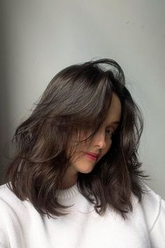 Fall Hair Cuts, Haircut Inspo, Hairstyles For Layered Hair, Shot Hair Styles, Haircuts Straight Hair, Haircuts For Medium Hair, Penteado Cabelo Curto, Short Hair With Bangs, Short Hair Haircuts