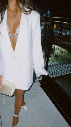 Bachelorette outfit look  • https://ltk.app.link/6lJLQvMv1nb Elegantes Party Outfit, Bachelorette Vibes, Bridal Outfit Ideas, White Outfit Ideas, Bach Weekend, Wedding Wardrobe, Bridal Bachelorette Party