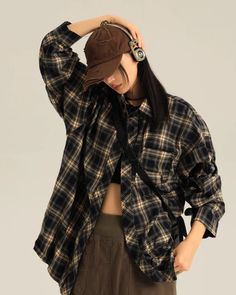 A cute checkered shirt with a loose atmosphere.

Perfect for long-term wear and daily use.

You can create a mature atmosphere while incorporating just the right amount of roughness and casualness.

◾️Model
Height/Weight: 160cm/42kg
Try-on size: L




Size (cm)
Length
Shoulder
Chest
袖丈


S
72
59
125
55


M
74
60
129
56


L
76
61
133
57 Casual Plaid Long Sleeve Flannel Shirt, Oversized Casual Flannel Shirt, Oversized Plaid Flannel Shirt Casual, Plaid Long Sleeve Tops For Casual Gatherings, Oversized Plaid Tops For Everyday, Casual Gingham Shirt For Fall, Plaid Flannel Shirt For Work, Plaid Flannel Workwear Shirt, Plaid Flannel Work Shirt