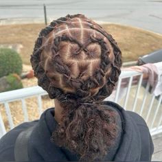 Dread Head Hairstyles, Locs Hairstyles Without Retwist, Hair Styles For Locs Long, Heart Barrel Twist Locs, Heart Locs Style, Starter Loc Protective Styles, Heart Loc Style, Random Part Locs, Loc Heart Hairstyles