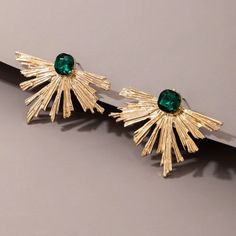 Length: 5 Cm Width: 3 Cm Gatsby Earrings, Prom Looks, Teal And Gold, Beach Travel, Earrings Color, Jewelry For Women, Green Gold, Travel Gifts, Gatsby