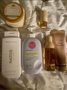 Shower Combo Products, Smelling Good Aesthetic, Target Hygiene Products, Hygiene Combos, Smell Good Combo, Profumo Victoria Secret, Scent Combos, Smelling Good