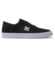 The Teknic is a fan favorite that just keeps getting better with age. Always evolving in new colors and durable fabric this men's skate slip has a clean and slim design with an IMPACT-G™ insole aka our thickest and most cushy yet. Snowboarding Women, Mens Skate Shoes, Skate Style, Black Gums, Winter Sneakers, Snowboard Boots, Dc Shoes, Leather Shoes Men, Boots And Sneakers