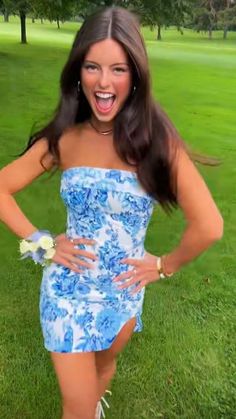 Stunning Hoco Dresses Short, Hoco Dresses Design, Cute Preppy Homecoming Dresses, Homecoming Dresses Flowers, Spring Banquet Dresses, Dresses To Wear To A Middle School Dance, Baby Blue Hoco Dresses, Cute Hoco Outfits, Hi I Dresses