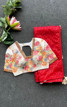 Girls Saree, Basic Blouse Designs, Blouse Handwork, Worked Blouse, Ready Made Blouse, Handwork Blouse, Saree Fancy, Basic Blouse, Sarees For Girls