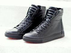 36 / 23.5 cm. (US 5 ) 37 / 24.5 cm.(US 6) 38 / 25.cm. (US 7) 39 / 25.5 cm.(US 8) 40 / 26.0 cm.(US 9) 41 / 27 cm (US 10) Luxury Black High-top Sneakers For Outdoor Activities, Luxury Carbon Sneakers For Streetwear, Luxury Men's High-top Sneakers With Cushioned Footbed, Luxury Men's High-top Sneakers For Jogging, Luxury Carbon Color Functional Sneakers, Luxury Men's High-top Sneakers With Rubber Heel Cap, Modern Black Custom Sneakers With Stitched Sole, Black Sporty Custom Sneakers With Stitched Sole, Black Custom Sporty Sneakers With Stitched Sole