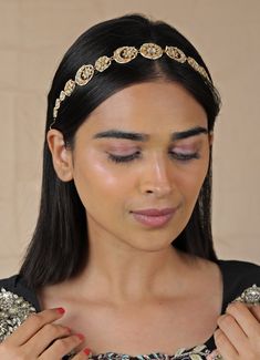 White Pearl Studded Mathapatti cum Hairband Riana by Shikha Jindal - Fabilicious Fashion Indian Hair Accessories, Indian Theme, Wedding Hairband, Indian Wedding Wear, Indian Jewellery Design, Wildflower Wedding, Indian Hairstyles, Stunning Jewellery, Indian Jewellery