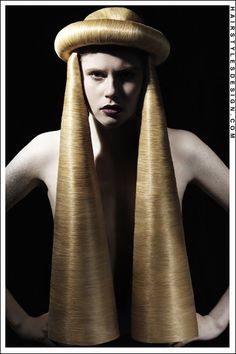 Hair design Editorial Hairstyles, Shade Of Blonde, Egyptian Hairstyles, Avant Garde Hair, Out Of Place, Stylish Haircuts, Let Your Hair Down, Shades Of Blonde