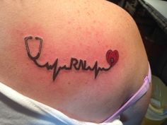 a woman with a stethoscope tattoo on her shoulder that says i love my rnu