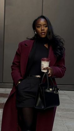 Deep Autumn Black Women, Deep Winter Black Women, Wine Color Outfits, Burgundy Aesthetic Outfit, Black Woman Fashion Aesthetic, Classy Minimalist Outfits, Burgundy Outfit Ideas, Outfits And Makeup, Paris Trip Outfits