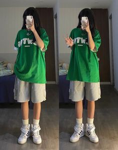 Baggy Tomboy Outfits Summer, Baggy Clothes Outfit Aesthetic Summer, Baggy Clothes For Summer, Baggy Outfits For Summer, Baggy Summer Clothes, Baggy Fits Summer, Button Up With Jorts, Boyish Summer Outfits, Japanese Baggy Fashion