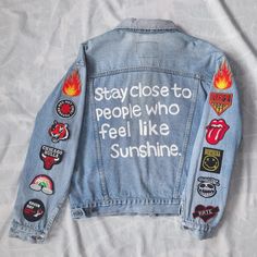 Hand Painted and Patched Jacket / Upcycled Vintage Oversize Jean Jacket With Patches / Reworked Jean Jacket With Patches Size M Unisex Adult - Etsy Thailand Oversize Jean Jacket, Jean Jacket With Patches, Patched Jacket, Reworked Jeans, Jacket With Patches, Jean Jacket Patches, Oversized Jean Jacket, Green Day, Upcycled Vintage