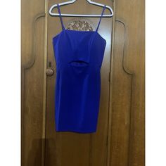 This Stunning Crystal Doll Mini Dress Is Perfect For Any Occasion. The Dress Features A Beautiful Blue Color And Is Made Of A Combination Of Polyester And Spandex Materials, Ensuring A Comfortable And Flattering Fit. The Dress Has A Sleeveless Design With Spaghetti Straps And A Cut-Out Feature That Adds A Touch Of Elegance To The Overall Look. The Dress Is A Size 9 And Is Perfect For Juniors. It Can Be Worn To Weddings, Parties, Cocktail Events, Or Even For Casual Or Formal Occasions. The Dress Is Fitted And Has A Short Length, Making It Perfect For Showing Off Your Legs. The Dress Is From The Crystal Doll Brand And Is Sure To Make You Stand Out In Any Crowd. Blue Mini Dress With Spaghetti Straps, Blue Lined Sundress Mini Dress, Blue Lined Sundress, Blue Mini Dress With Spaghetti Straps And Lining, Blue Lined Dress With Spaghetti Straps, Blue Dress With Spaghetti Straps And Lining, Blue Spaghetti Strap Sundress, Dress Spaghetti Straps, Dress Spaghetti