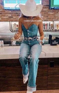 Stampede Outfit, Traje Cowgirl, Nashville Style Outfits, Concert Fit, Concert Outfit Ideas