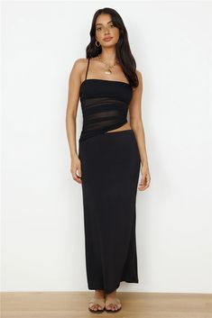 Unlock your inner paradise in the Belle Of The Ball Maxi Dress. From brunch dates to evening beach parties, you in this dress will turn heads. Stretch Maxi Dress With Built-in Bra For Night Out, Flirty Black Backless Maxi Dress, Sleeveless Black Mesh Maxi Dress, Black Maxi Dress With Built-in Bra For Parties, Black Sleeveless Pre-draped Maxi Dress, Brunch Dates, Knit Maxi Skirt, Beach Parties, Maxi Dress Black