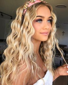 Long Blonde Wavy Hair Extensions, Mermaid Hair Waves, Mermaid Curls, Style Extensions, Trendy We Fryzurach, Beyonce Hair, Ice Blonde, Formal Hair, Blonde Waves