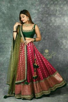 Pink Lehenga With Green Dupatta, Silk Lehangas Banarasi, Green Dupatta Lehenga, Pink And Green Lengha, Pink Banarsi Lehnga, Chaniya Choli From Old Silk Saree, Green Pink Lehenga, Banarasi Lehenga Designs