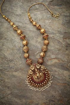 Fancy Gold Necklace Designs, Stone Necklace Gold Indian, Modern Gold Necklace Designs, 10 Grams Gold Necklace Indian, Gold Necklace Set Simple, Simple Gold Necklace Designs, Necklace Designs Gold Indian, Pretty Gold Necklaces, Antique Necklace Gold