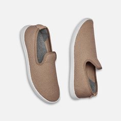 Women's Tree Loungers - Kauri Coffee (White Sole) Allbirds Shoes, Eucalyptus Tree, Most Comfortable Shoes, How To Make Shoes, Wool Fabric, Walking Shoes, Slide Slipper, Slip Ons, Womens Shoes Sneakers