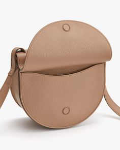 A modern interpretation of the classic saddle bag, made in luxurious Italian leather as the perfect partner for your off-duty outings. Satchel Backpack, Leather Industry, Small Notebook, Perfect Partner, Leather Wear, Travel Jewelry Case, Backpack Travel Bag, Wallet Organization, Zippered Tote