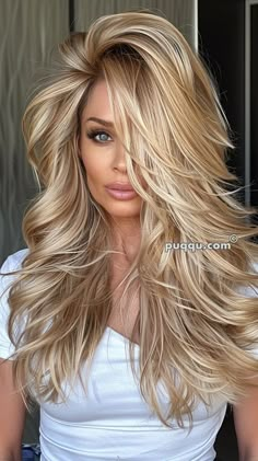 Dimensional Beauty: Stunning Blonde Hair with Lowlights Ideas New Blonde Hair Trends 2024, Blonde Headshots, Layered Hairstyles, Sandy Blonde, Army Women, Low Lights Hair