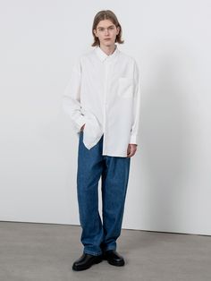 Editor's NotesV2’s shirt gives casual and minimal look with hidden button closure and oversized fit.- Hidden button closure- Oversized fit- Long sleeves- Button detail at cuffs- Chest pocketMeasurements(in.)1(M) / 2(L)- Shoulder: 26.0in. / 26.8in.- Chest: 27.6in. / 28.3in.- Armhole: 11.4in. / 11.8in.- Sleeve: 21.3in. / 21.7in.- Hem: 27.6in. / 28.3in.- Length: 31.9in. / 32.3in.*Model Info: 6’ Top 100 Bottom 28 Fitting Size 2(L)Composition & Care- 100% Cotton- Dry clean recommendedDesigner- by Everyday Shirt With Button Cuffs And Lapel Collar, Everyday Shirt With Lapel Collar And Button Cuffs, Modern Oversized Shirt With Button Closure, Oversized Workwear Shirt With Concealed Placket, Oversized Business Casual Tops With Pockets, Oversized Tops With Pockets For Business Casual, Casual Button-up Shirt With Hidden Buttons, Casual Button-up Shirt With Hidden Button Closure, Relaxed Fit Shirt With Hidden Button Closure For Work