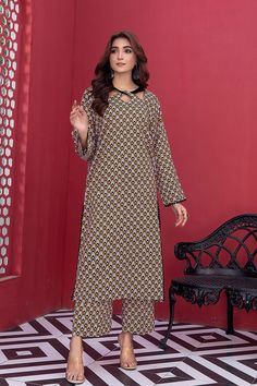 Brand: SAFWAProduct Code: P000422Collection: Safwa Printed Lawn Pret CollectionFabric: Lawn PRODUCT DETAILS: ShirtStraight shirt . NecklineRound neckline . SleevesStraight Sleeves. CuffStraight Cuff . TrouserStraight trouser. DISCLAIMER:* Lining, Laces, and Tassels are not included in unstitched variants.* Embellishment items in stitched outfits are subject to market availability.* The actual colors of the outfit may vary from the colors being displayed on your device. CARE INSTRUCTIONS: Extra F Shirt Trouser, Suit Shirt, Suit Shirts, Extra Fabric, Fabric Stores Online, Jacquard Fabric, Designer Suits, Fabric Store, Print Dress