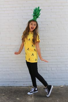 Pineapple Halloween, Modest Halloween Costumes, Food Halloween Costumes, Pineapple Costume, Candy Costumes, Halloween Costumes For Women, Diy Kostüm, Couples Halloween