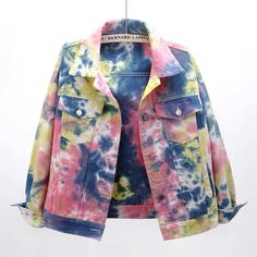 Ink printing tie-dye color short jeans coat, loose BF all-match jacketMaterial:denimStyle:bfFeatures:tie-dye printColor:as pictureSize:S,M,L(S) Chest :104 Shoulder :50 Length :54 Sleeve length: 44&ltp>(M) Chest :108 Shoulder :51 Length :55 Sleeve length: 45</p>&ltbr/>&ltp>(L) Chest :112 Shoulder width :52 Length :56 Sleeve length: 46</p>&ltbr/> Casual Multicolor Outerwear For Spring, Casual Multicolor Spring Outerwear, Multicolor Casual Spring Outerwear, Multicolor Long Sleeve Denim Jacket For Summer, Multicolor Denim Jacket With Pockets For Spring, Casual Acid Wash Denim Jacket For Summer, Trendy Multicolor Long Sleeve Denim Jacket, Trendy Multicolor Denim Jacket, Multicolor Cotton Outerwear For Summer