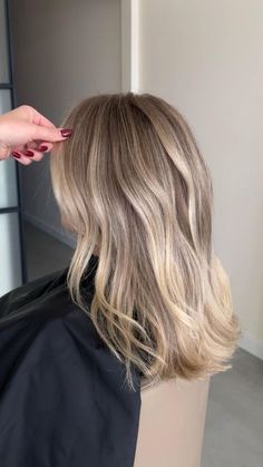 #BlondeHairGoals #BlondeTransformation #HairMakeover #BlondeBeauty #BlondeAmbition #HairInspo #BlondeBombshell #BlondeJourney #NewHairWhoDis #BlondeVibes #HairTransformation #BlondeLife #BlondeHighlights #BlondeObsessed #BlondeMagic Gentle Blonde Balayage, Medium Thick Blonde Hair, Grown Out Ash Blonde Hair, Beige Blonde With Dimension, Beige Toned Blonde Hair, Lowlights For Blondes Medium Length, Cooler Blonde Balayage, Medium Length Natural Blonde Hair, Dirty Blonde To Platinum Balayage