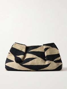 Sensi Studio's clutch is made from two-tone sisal that's woven in a geometric motif - the rare material is only made in a few communities within the Andes Region of Ecuador. It's designed in a slouchy silhouette enhanced by pleats. Stow your sunglasses, phone and wallet in the spacious canvas interior. Summer Hobo Bag, Slouchy Bags, Crepe Maxi Dress, Studio Bag, Geometric Motif, Eyewear Shop, Flat Dress Shoes, Dress Flats, Raffia Bag