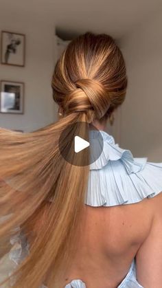 LAURA MILOW on InstagramTu connais cette astuce🤭🎀 Enregistre et partageta bestie 🫶🏼 La queue de cheval basse est l’une des tendances cheveux cette saison alors pour faire une queue de cheval digne des plus grands défilés de modeenregistre cette astuce que tu peux faire avec un simple élastique Abonne-toi pour plus d’astuces et partage ce reelune amie 🫶🏼 • • • • Low Ponytailastucesastuce cheveuxqueue de chevalqueue de cheval défilehair hackhair tipscheveux longshair goalscoiffureFrench hai Braid Styles Black, 70 Hairstyles, French Braid Styles, Hair Hack, French Hair, Low Ponytail, Easy Hair, Quick Hairstyles, Feel Pretty