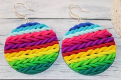 Rainbow knit pattern earrings, made of polymer clay. It is very light and not fragile.  Earrings size: 4 cm / 1.5" Thank you for your visit. Multicolor Earrings, Earrings Colorful, Earrings Bohemian, Rainbow Earrings, Colorful Earrings, Bohemian Earrings, Earring Patterns, Knit Pattern, Etsy Earrings Dangle