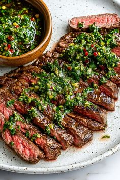 Chimichurri Steak - Insanely Good Flank Steak Chimichurri, Flank Steak Recipe, Steak Doneness, Flank Steak Recipes, Chimichurri Recipe, Diner Recept, Chimichurri Sauce