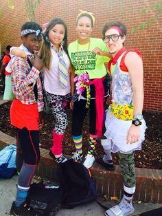 Wacky Tacky Day, Mismatch Day, School Spirit Week, Wednesday Outfit, Spirit Week Outfits, Crazy Dresses, Engagement Photo Outfits Fall, Homecoming Week