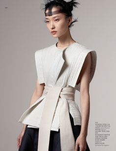 Samurai Fashion, Moda China, Deconstruction Fashion, Vogue China, Estilo Hippie, Japanese Dress, Mode Boho, Img Models