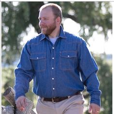 Men’s Key Denim Work Shirt. Brand New In Package. Dark Denim Blue Color. Long Sleeve. Blue Button-up Shirt For Ranch, Blue Tops With Pockets For Ranch, Western Style Blue Denim Shirt, Blue Denim Western Shirt, Country Men, Work Shirt, Work Shirts, Shirt Brand, Dark Denim