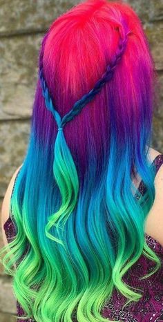 Cute Hairstyles Colored Hair, Fashion Colored Hair, Rainbow Colored Hair, Crazy Hair Dye Ideas For Short Hair, Stripe Hair Color, Sunset Hair Color Ombre, Crazy Color Hair Ideas, Short Colored Hair, Vivid Hair Color Ideas