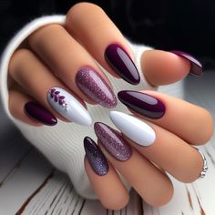 Her Nails, Nail Forms, Chic Nails, Purple Nails, Trendy Nails, Almond Nails