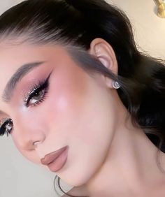 Dark Smokey Eye Makeup, Makeup Ojos, Prom Eye Makeup, Barbie Makeup, Eye Makeup Designs, Glamour Makeup, Makeup Makeover, Pink Makeup, Makeup Goals