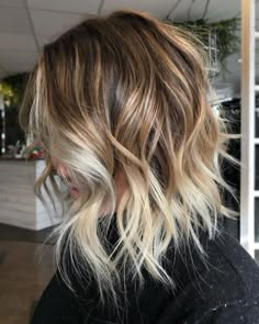 Summer Bayalage Hair Blonde, Shaggy Balayage Hair, Short Brunette To Blonde Hair, Short Blonde With Dark Roots, Platinum Blonde With Dark Underneath Short Hair, Bayalage Brunette Blonde Ombre, Blonde Hair With Dark Peekaboos, Brunette Balayage Bob Hair, Ombré Hair Brown To Blonde