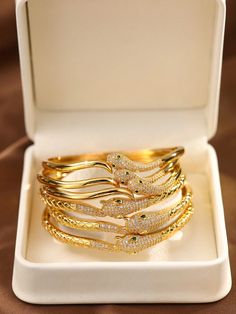 1/2/3 Pcs Fashion Classic Green Eye Ouroboros Bracelet Plated 24K Gold, 60mm Diameters Open-Ended Snake Bracelet, Suitable For Women Daily, Excluding Box Yellow Gold    Copper     Women Fashion Jewelry, size features are:Bust: ,Length: ,Sleeve Length: Big Bracelets, Eyelash Extension Kits, Diy Eyelash Extensions, Womens Bangles, Waxed Eyebrows, Snake Bracelet, Watches Women Fashion, Bangle Set, Kids Jewelry