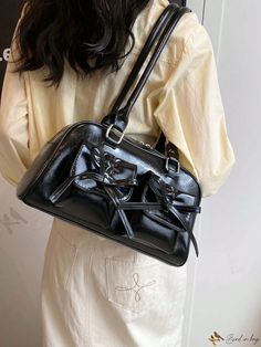 Bird in Bag - Black Vintage-Inspired Boston Shoulder Bag with Stylish Multi-Pocket Design and Embellished Bowknot Decoration My Style Bags, College Bags, Vintage Shoulder Bag, Fancy Bags, Bags Aesthetic, Mood Board Fashion, Chain Crossbody Bag, Cute Purses, Black Leather Bags