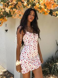 Frill Dress, Outfit Trends, Mode Inspiration, Looks Vintage, White Mini Dress, Outfits Casuales, Floral Print Dress, Look Fashion, Boho Dress