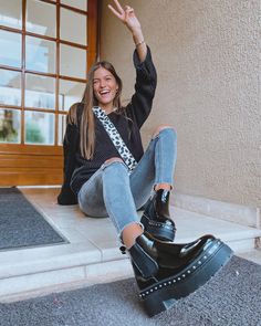 Black Boots Outfit, Girly Outfits, Boots Outfit, Looks Vintage, Fashion Inspo Outfits, Outfit Inspirations